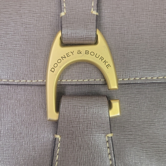 Dooney & Bourke Crossbody EUC - Picture 4 of 7